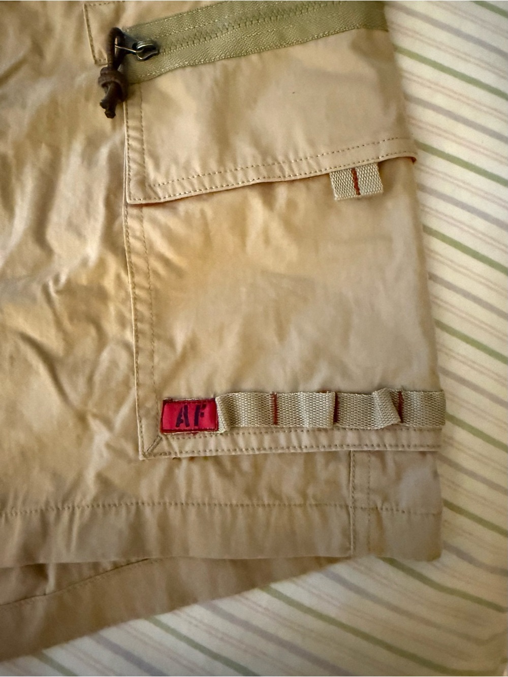 NWT, Abercrombie & Finch Shorts - Picture 3 of 4